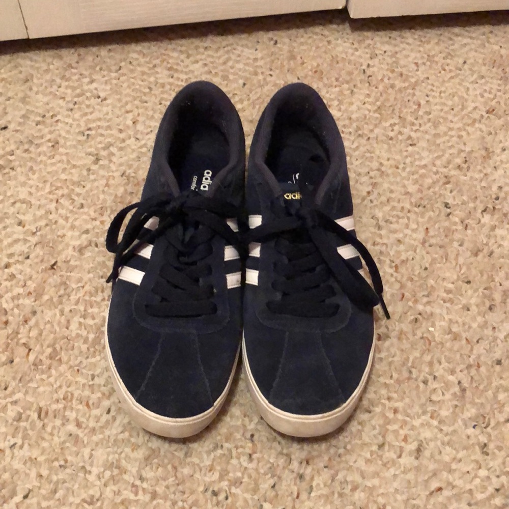 Classic adidas neo sneakers